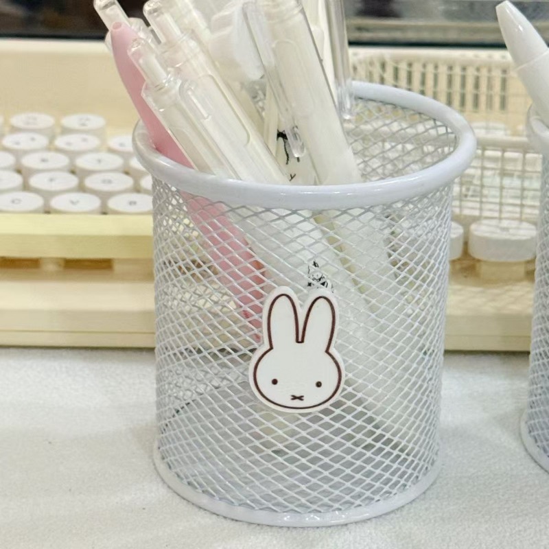 新しいミッフィーのかわいいクリエイティブアニメーション周辺機 - Case With Pencil Holder のレビューと価格