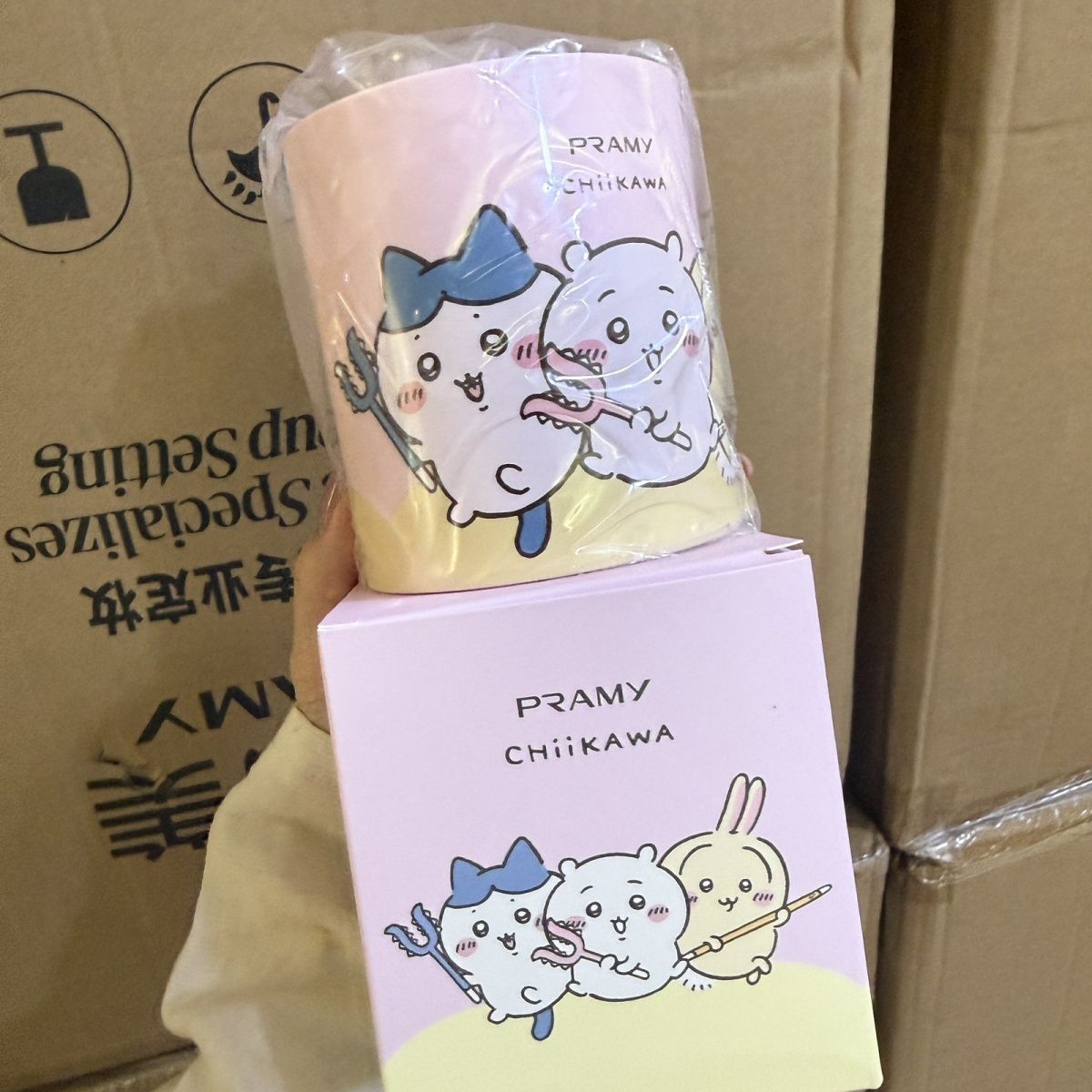 チイカワコラボ メイクブラシホルダー ペンコンテナ かわいい - Case With Pencil Holder のレビューと価格